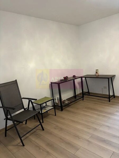 Garsoniera renovata de vanzare   Vitan, zona Stadion Olimpia